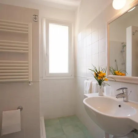 酒店 迪诺酒店 卡波利韦里