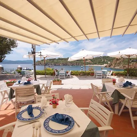 迪诺酒店 酒店 卡波利韦里