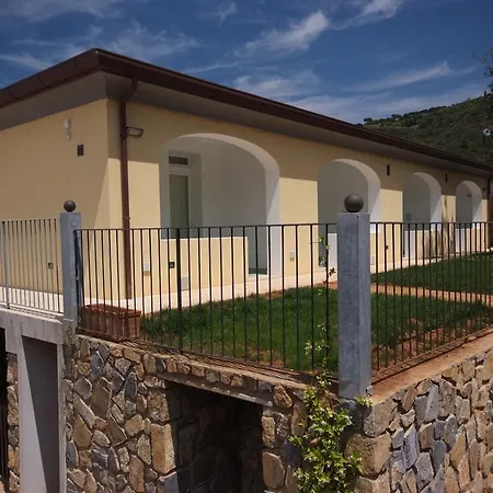 迪诺酒店 酒店 卡波利韦里